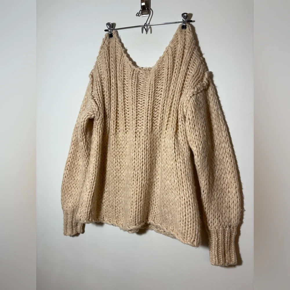 Free People Be There All Over Chunky Knit Oversized Off Shoulder Sweater Sz XS